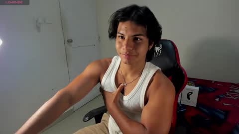 Snapshot of spideychill chatting on 09.21.25 spideychill online show from 09.21.25