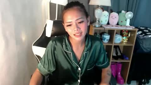 Snapshot of spoileme_babexx chatting on 01.22.25 CALL ME RAINE online show from 01.22.25