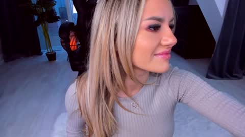 Anna online show from 12.29.24