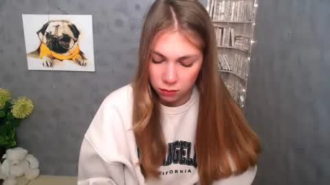 Snapshot of sport_tall_karina chatting on 02.10.25 Karina online show from 02.10.25