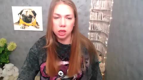 Snapshot of sport_tall_karina chatting on 02.14.25 Karina online show from 02.14.25