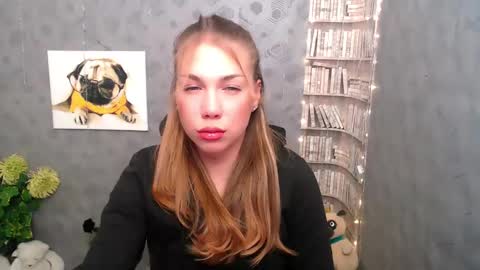 Snapshot of sport_tall_karina chatting on 02.25.25 Karina online show from 02.25.25