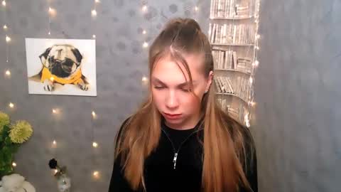 Snapshot of sport_tall_karina chatting on 03.07.25 Karina online show from 03.07.25