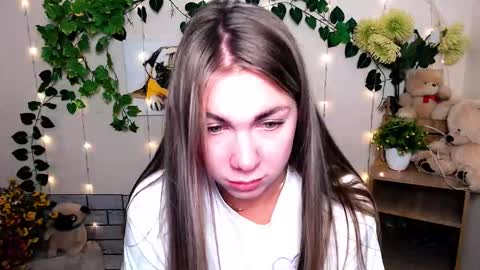 Snapshot of sport_tall_karina chatting on 11.12.25 Karina online show from 11.12.25