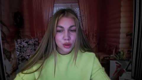 Snapshot of sport_tall_karina chatting on 01.10.26 Karina online show from 01.10.26