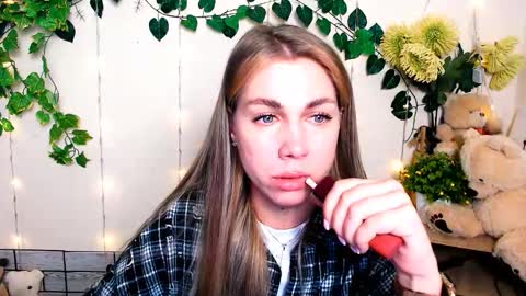 Snapshot of sport_tall_karina chatting on 02.25.26 Karina online show from 02.25.26