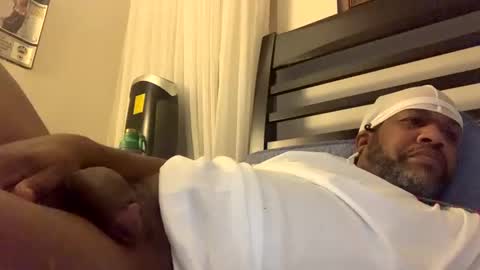 Snapshot of sportyesce chatting on 01.04.25 sportyesce online show from 01.04.25