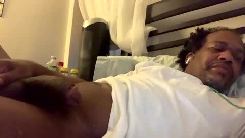 Snapshot of sportyesce chatting on 02.11.25 sportyesce online show from 02.11.25