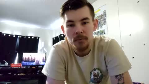 Snapshot of spreading24 chatting on 12.25.24 Rawmen Nudeles online show from 12.25.24