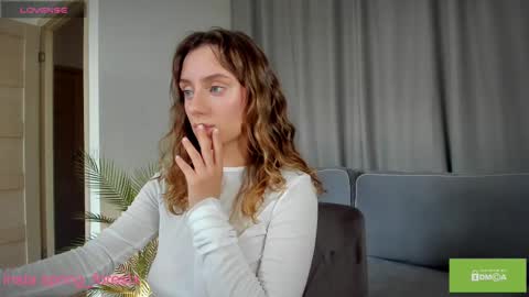 Lilly  online Monday - Friday ask time in pm online show from 03.05.25