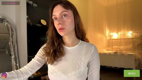 Lilly  online Monday - Friday ask time in pm online show from 03.22.26