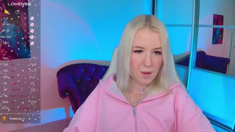 Snapshot of springajara chatting on 10.17.25 Vetta online show from 10.17.25