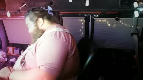 Snapshot of squeaks724 chatting on 01.28.25 Your Pal Squeaks online show from 01.28.25