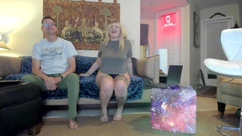 Roxy Day  Mossimo Knight online show from 01.05.25