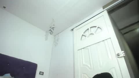 Snapshot of squirter_girl69 chatting on 05.27.26 squirter_girl69 online show from 05.27.26