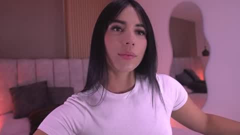 Snapshot of ss_samantha chatting on 05.19.26 samantha online show from 05.19.26