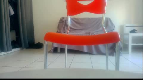 Snapshot of ssenzo chatting on 12.26.24 ssenzo online show from 12.26.24