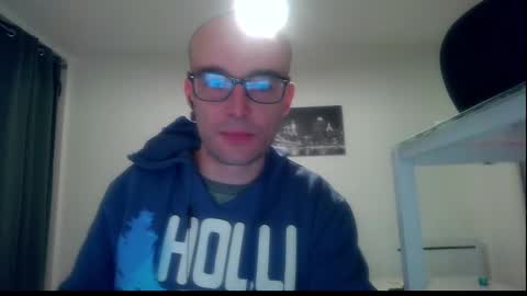 Snapshot of ssenzo chatting on 01.04.25 ssenzo online show from 01.04.25