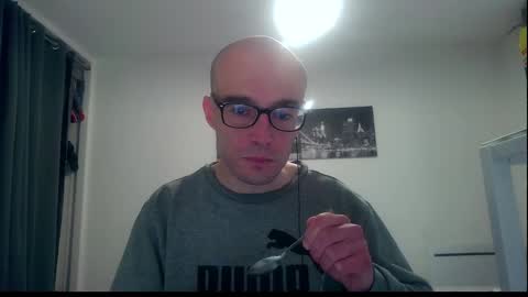 Snapshot of ssenzo chatting on 02.11.25 ssenzo online show from 02.11.25