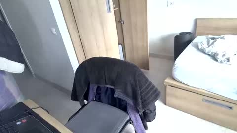 Snapshot of st_amor chatting on 01.02.25 St Amor online show from 01.02.25