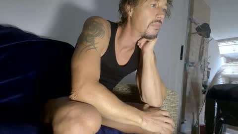 Snapshot of st_amor chatting on 10.13.25 St Amor online show from 10.13.25