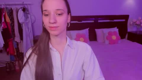 Snapshot of staceycutie chatting on 02.19.26 StaceyCutie online show from 02.19.26