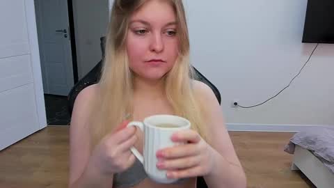 Stacy  online show from 02.17.25