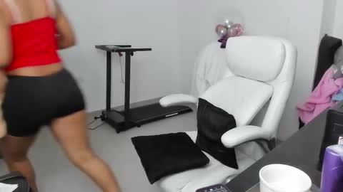 Zulma Yisset online show from 12.17.25