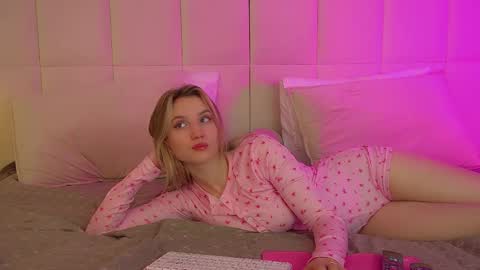 StacyEvances online show from 01.13.26