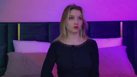 StacyEvances online show from 02.15.26