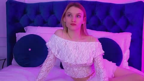 StacyEvances online show from 03.07.26