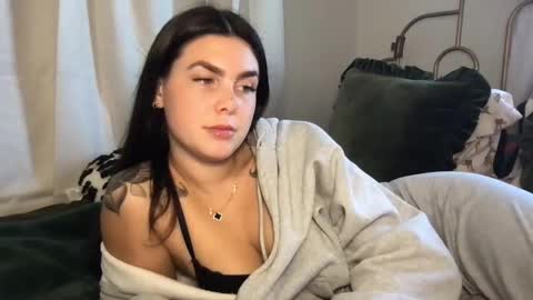 Stacy online show from 09.19.25