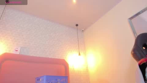 Snapshot of staisyotis chatting on 02.25.25 KEIMI online show from 02.25.25