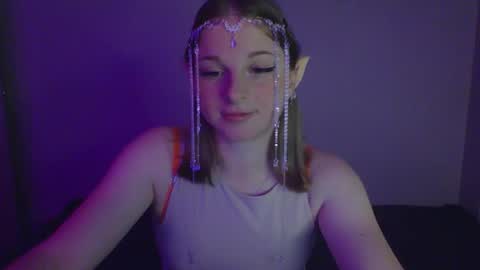 star_girlish online show from 10.13.25