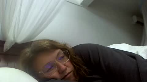 Snapshot of starlagurl chatting on 03.10.25 starlagurl online show from 03.10.25