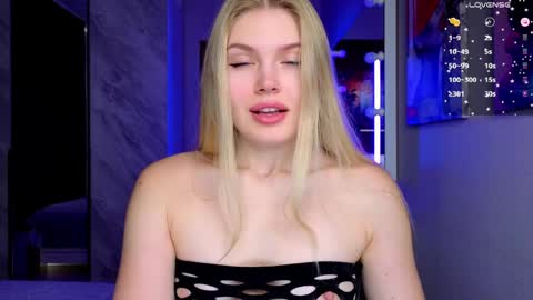 Caroline online show from 03.30.26