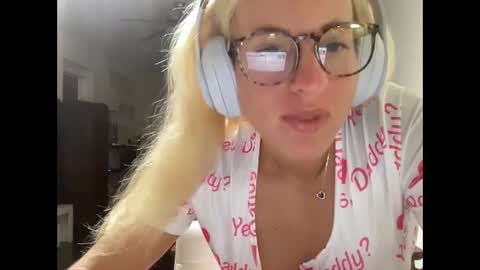 Stassiethatsororitygirl online show from 09.18.25