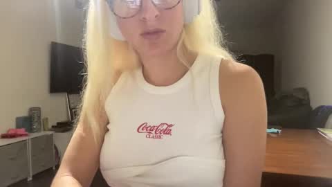 Stassiethatsororitygirl online show from 01.14.26