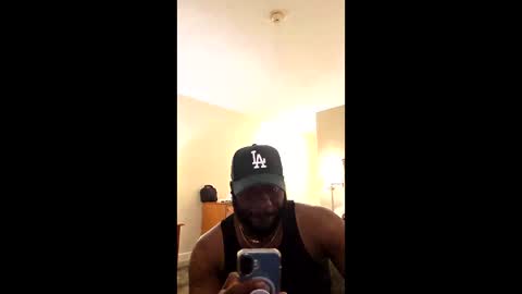 Snapshot of stayinalive1992 chatting on 12.04.25 stayinalive1992 online show from 12.04.25