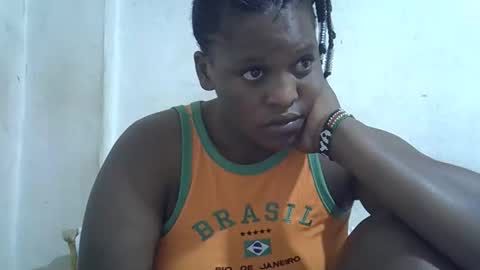 Snapshot of steamy_gal chatting on 10.14.25 steamy_gal online show from 10.14.25