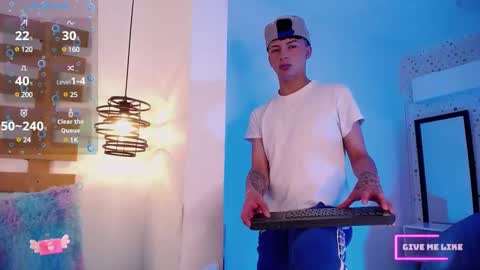 Steev online show from 02.23.25