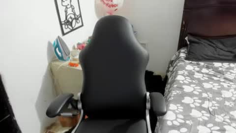 julieth-cancer online show from 07.11.26
