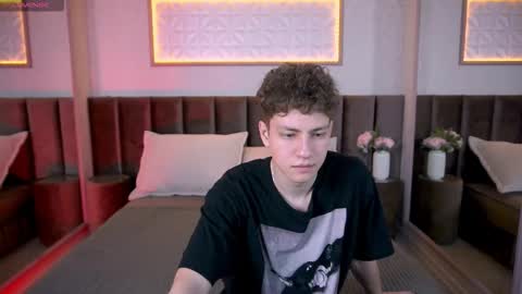 Snapshot of stefanbev chatting on 02.11.26 Esrefan online show from 02.11.26