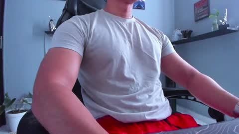 Snapshot of stefann_salvatore chatting on 07.20.26 Stefann Salvatore online show from 07.20.26