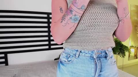 Stefanny   online show from 12.13.24