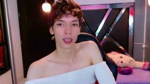 stefany piink online show from 06.10.26