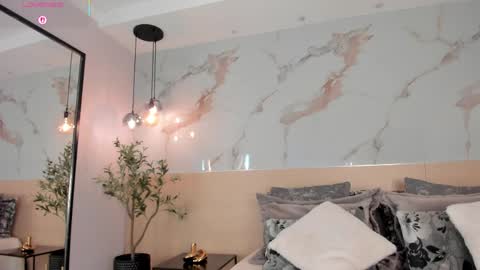    online show from 04.09.26