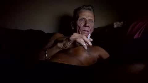 Snapshot of stefy1037 chatting on 12.31.24 stefy1037 online show from 12.31.24