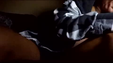 Snapshot of stefy1037 chatting on 01.17.25 stefy1037 online show from 01.17.25