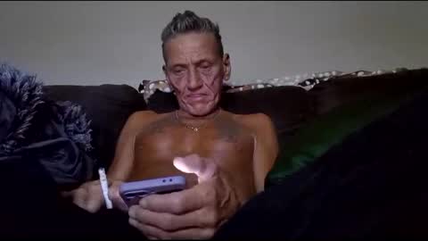 Snapshot of stefy1037 chatting on 09.13.25 stefy1037 online show from 09.13.25